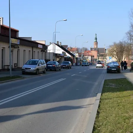 Pod Aniolami Na Starowce W Radomiu Ράντομ