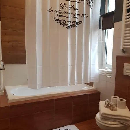 Pod Aniołami Na Starówce W Radomiu *