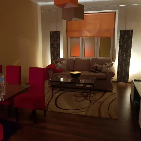 Pod Aniolami Na Starowce W Radomiu Ράντομ