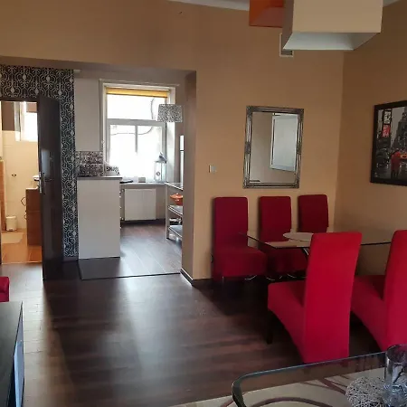 Pod Aniolami Na Starowce W Radomiu *